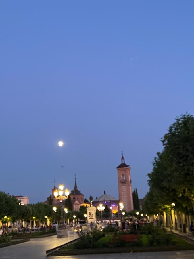 אלקאלה דה הנארס Sonar En La Plaza Cervantes 3 מראה חיצוני תמונה