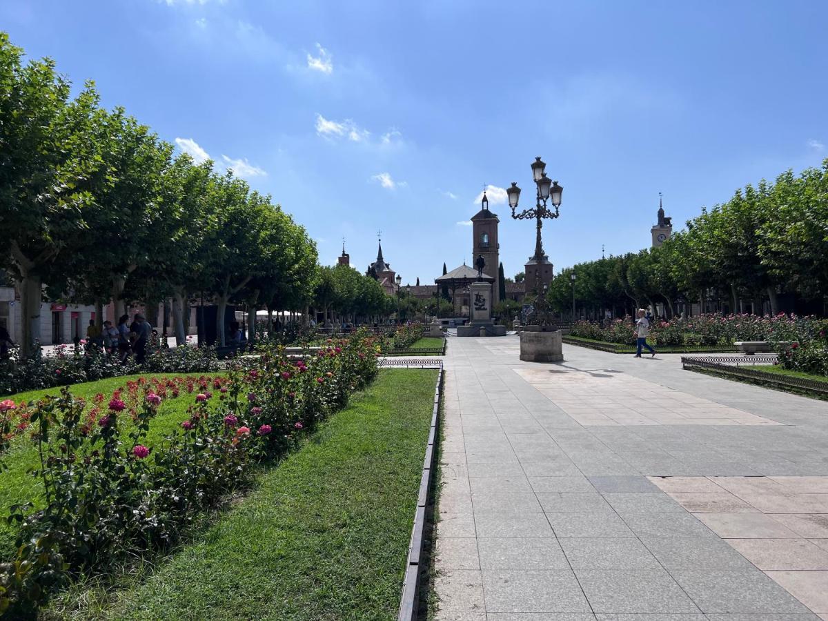 אלקאלה דה הנארס Sonar En La Plaza Cervantes 3 מראה חיצוני תמונה